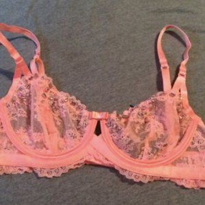 NWT Victoria's Secret Designer Collection Lace 34B